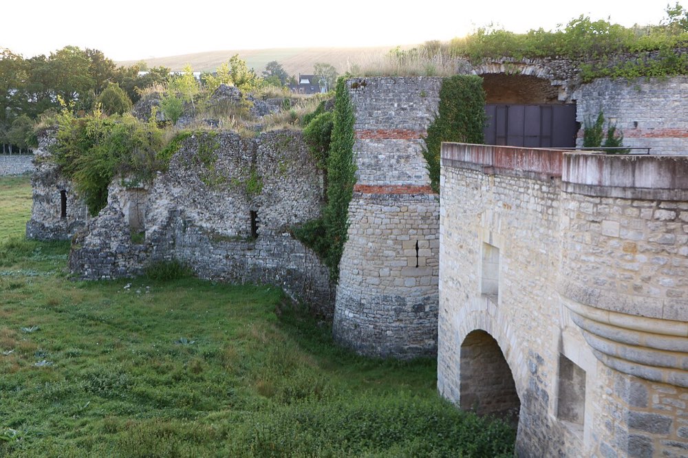 Château de Beynes - secteur d'intervention du courtier en prêt immobilier