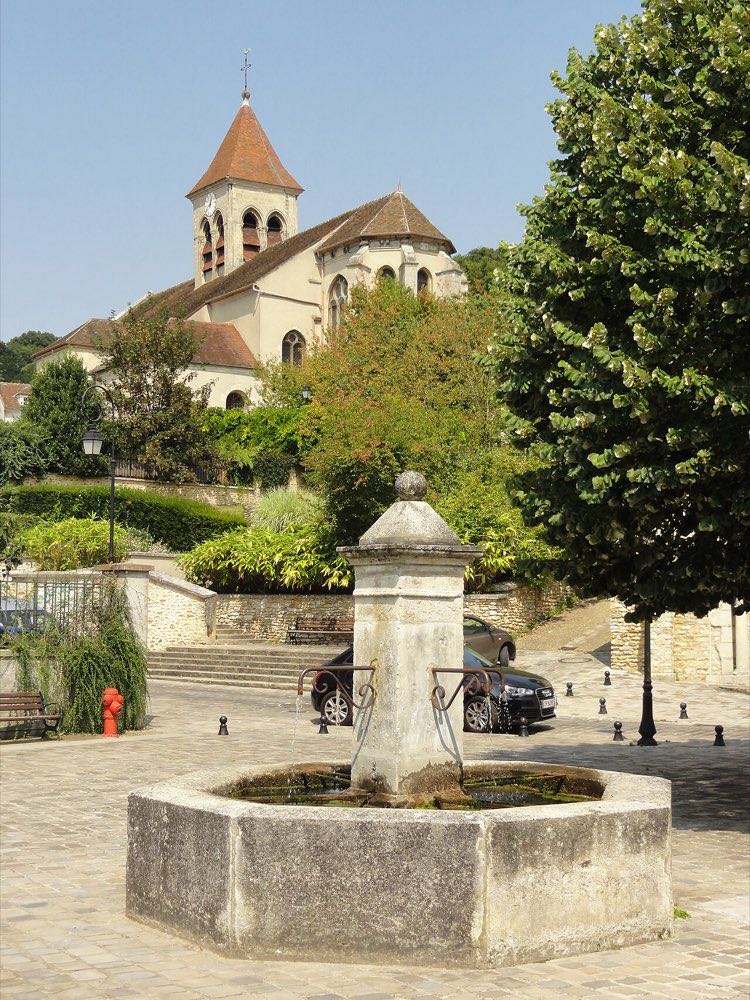 Place aux Pèlerins et église Saint-Prix - secteur d'intervention du courtier en prêt immobilier